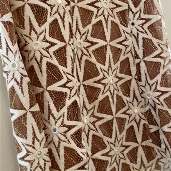 Embroidered dress - Picture 2 of 2